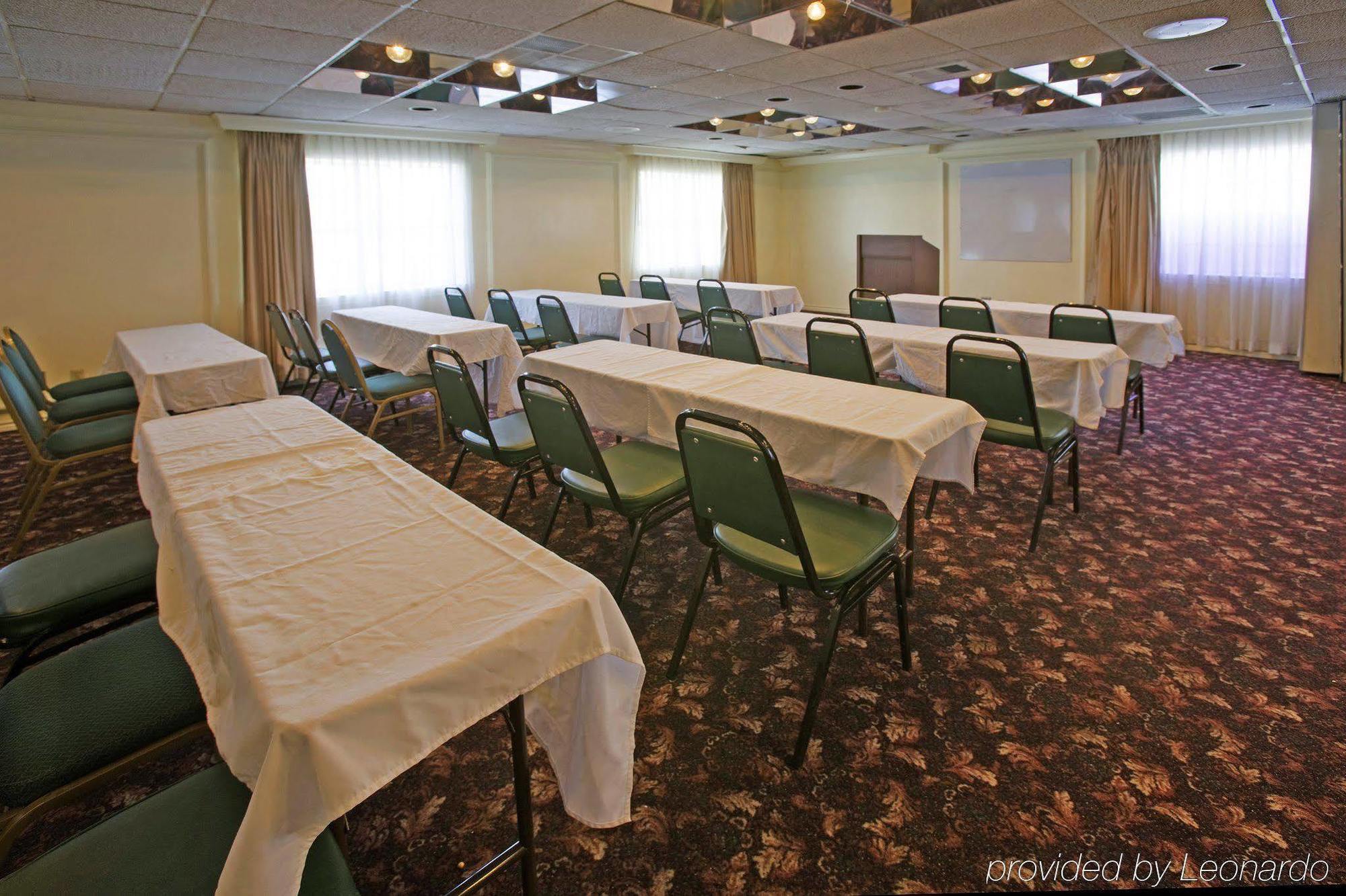 Americas Best Value Inn And Suites North Фармерс-Бранч Удобства фото