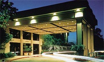 Americas Best Value Inn And Suites North Фармерс-Бранч Экстерьер фото
